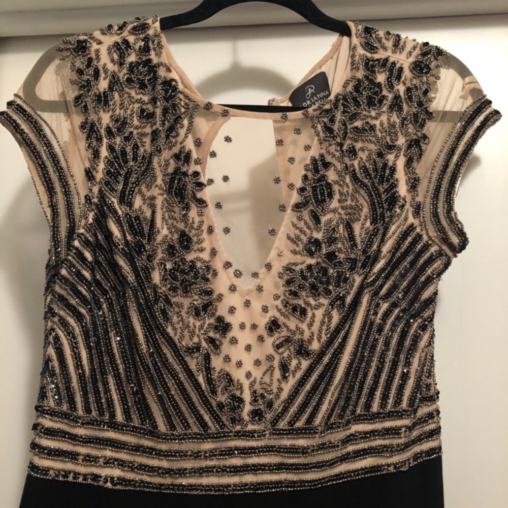 Adrianna Papell nude/black gown